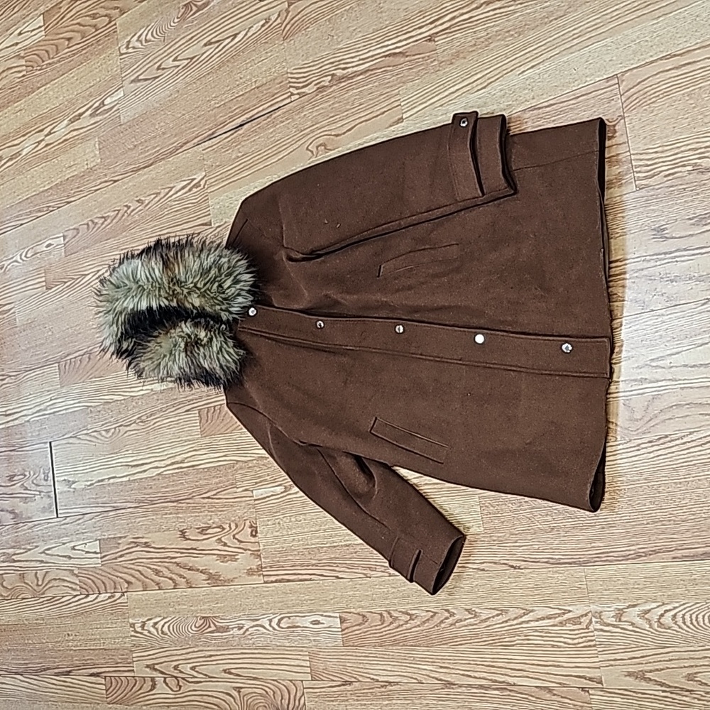 NWT Nine West coat with fur hood